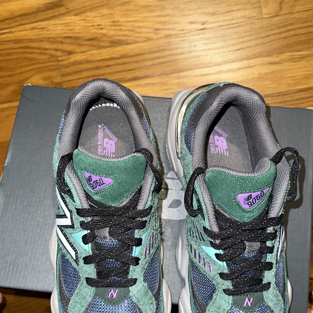 New Balance - 9060 Sneakers - Green / Purple - Size 8 Mens (US) - Picture 7 of 11